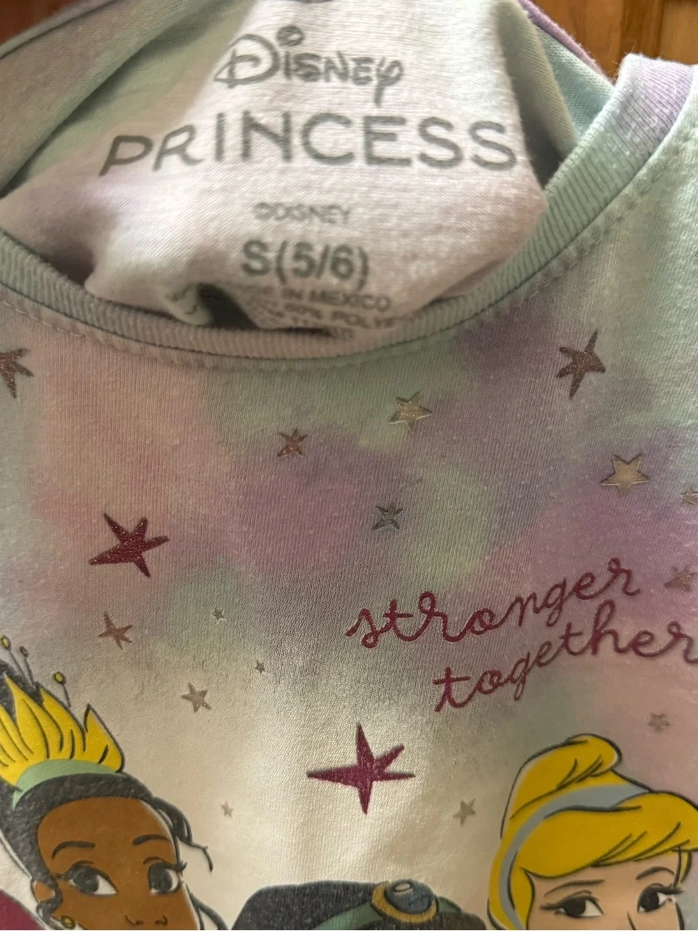 Disney Girls tshirts bundle sizes (5-6)